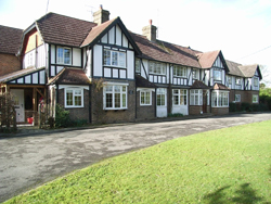 The Manor House Bed and Breakfast - located near Gatwick Airport